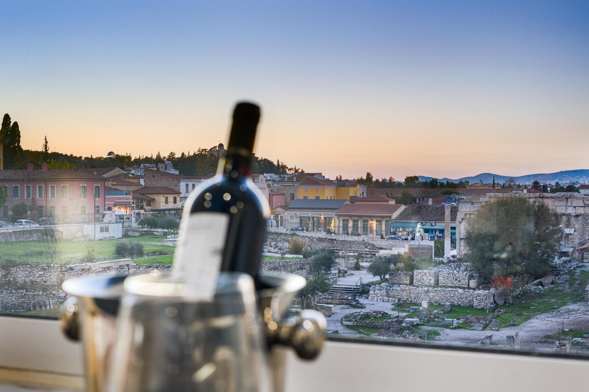 Aeolis Suites Aten Exteriör bild
